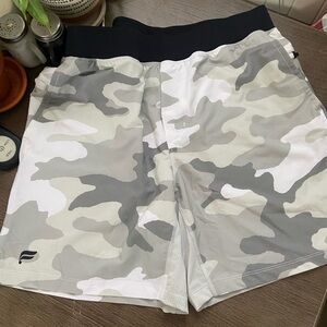 Mens 7” inseam shorts